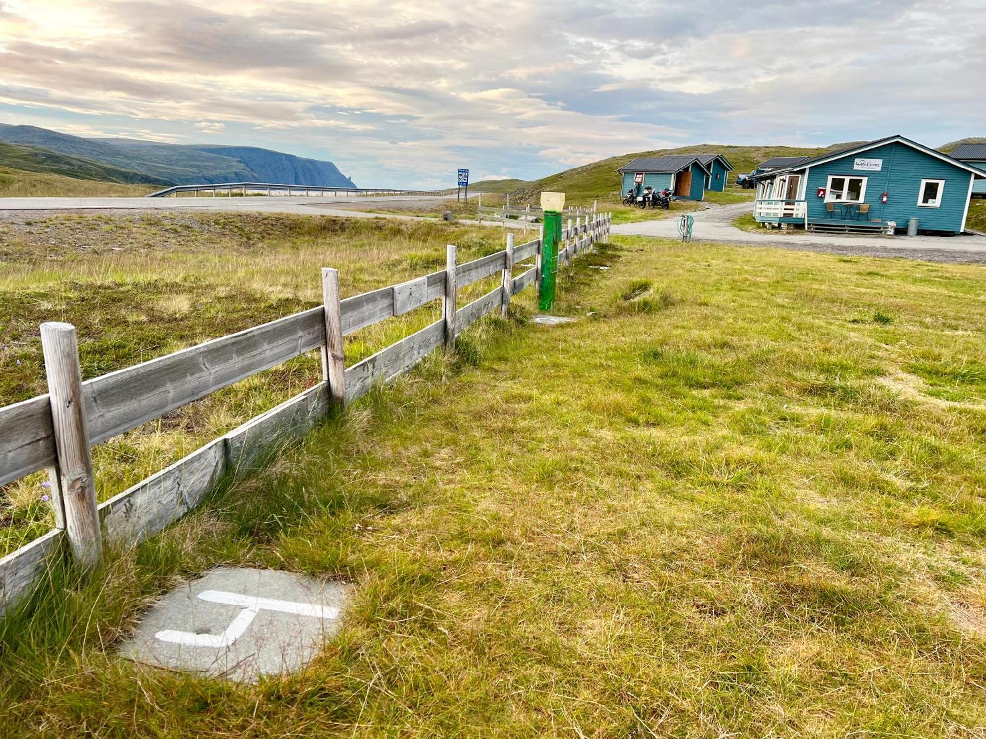 诺德卡普大篷车露营酒店 Skarsvåg 外观 照片